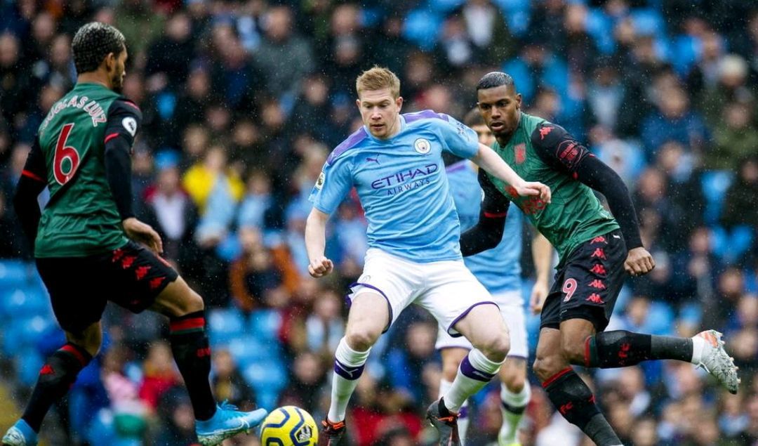 爱游戏中国 -转折点！深圳男篮临场应变；欧联今晚攻防权衡；悬念犹存；临场指挥获称赞的简单介绍