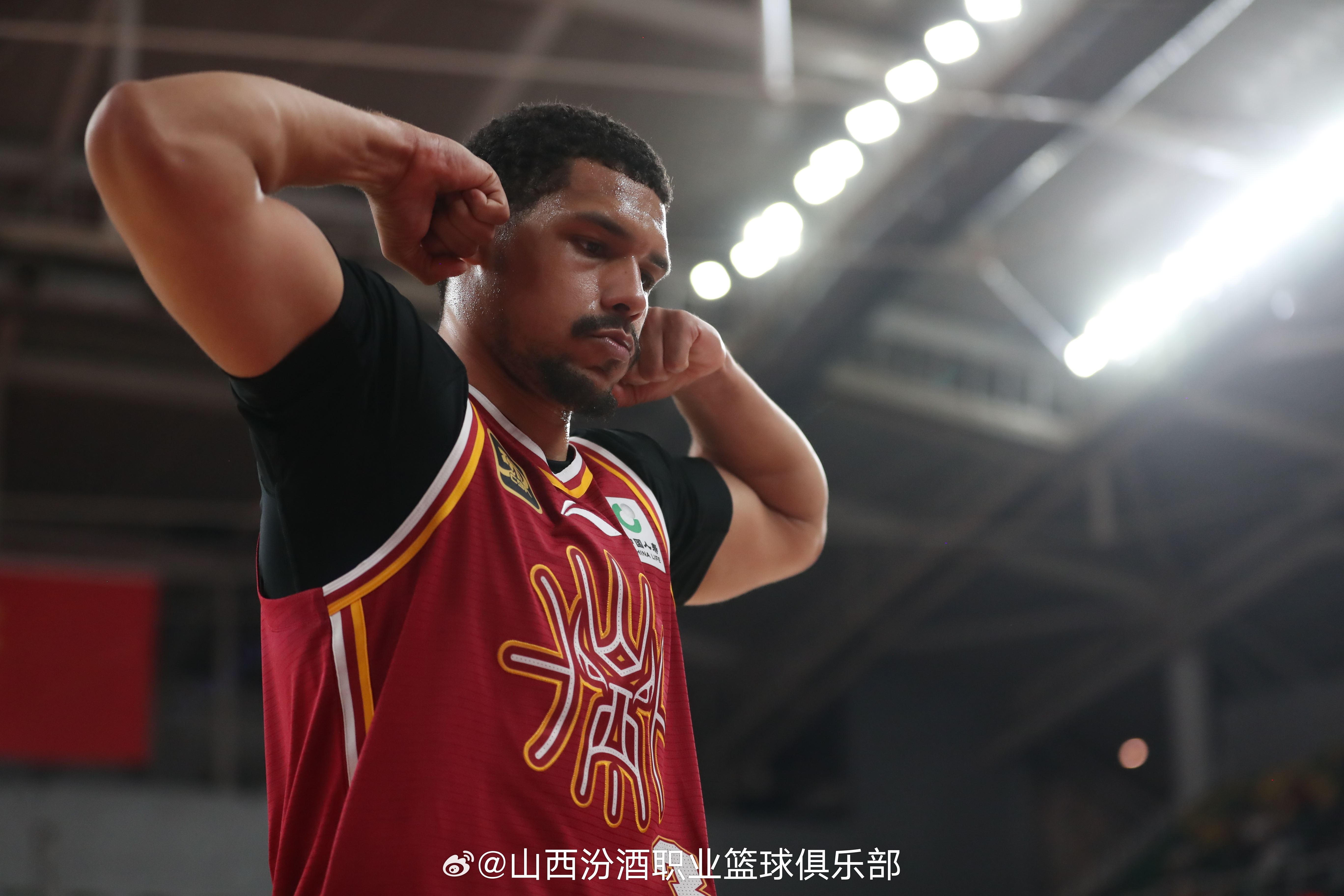 今晚体能课后,孟菲斯灰熊主帅复盘备战欧篮联,压力陡增,纪律约束更严格的简单介绍 今晚体能课后,孟菲斯灰熊主帅复盘备战欧篮联,压力陡增,纪律约束更严格的简单介绍