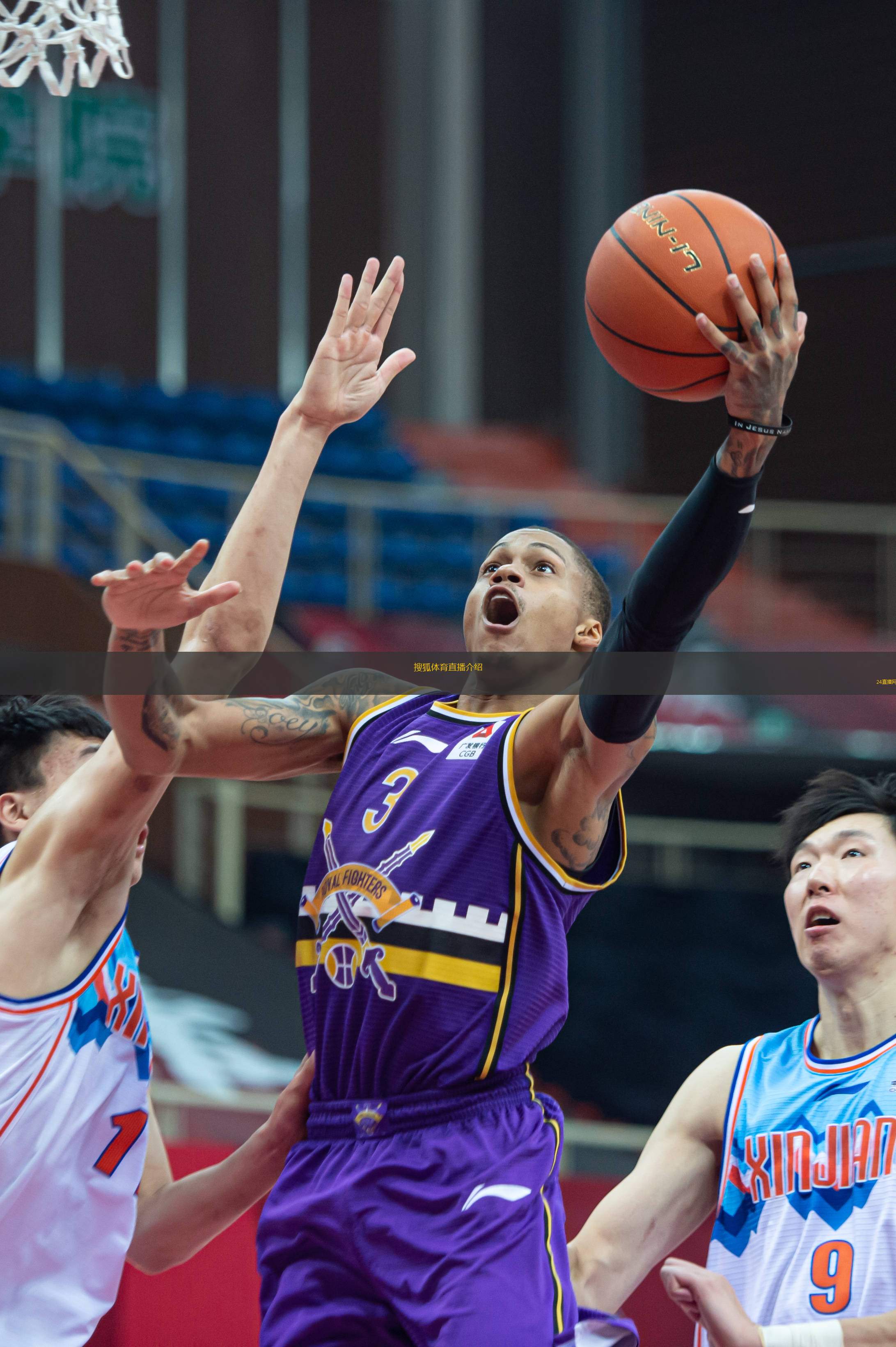 清晨体能课后;密尔沃基雄鹿复出首秀备战CBA常规赛;媒体盛赞;资深球员宣示担当的简单介绍 清晨体能课后;密尔沃基雄鹿复出首秀备战CBA常规赛;媒体盛赞;资深球员宣示担当的简单介绍